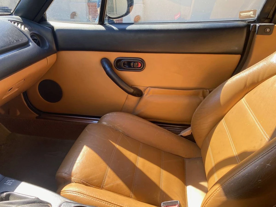 1994 Mazda NA MX-5 Miata - Image 4 of 12