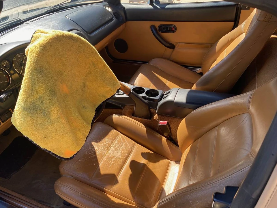 1994 Mazda NA MX-5 Miata - Image 5 of 12