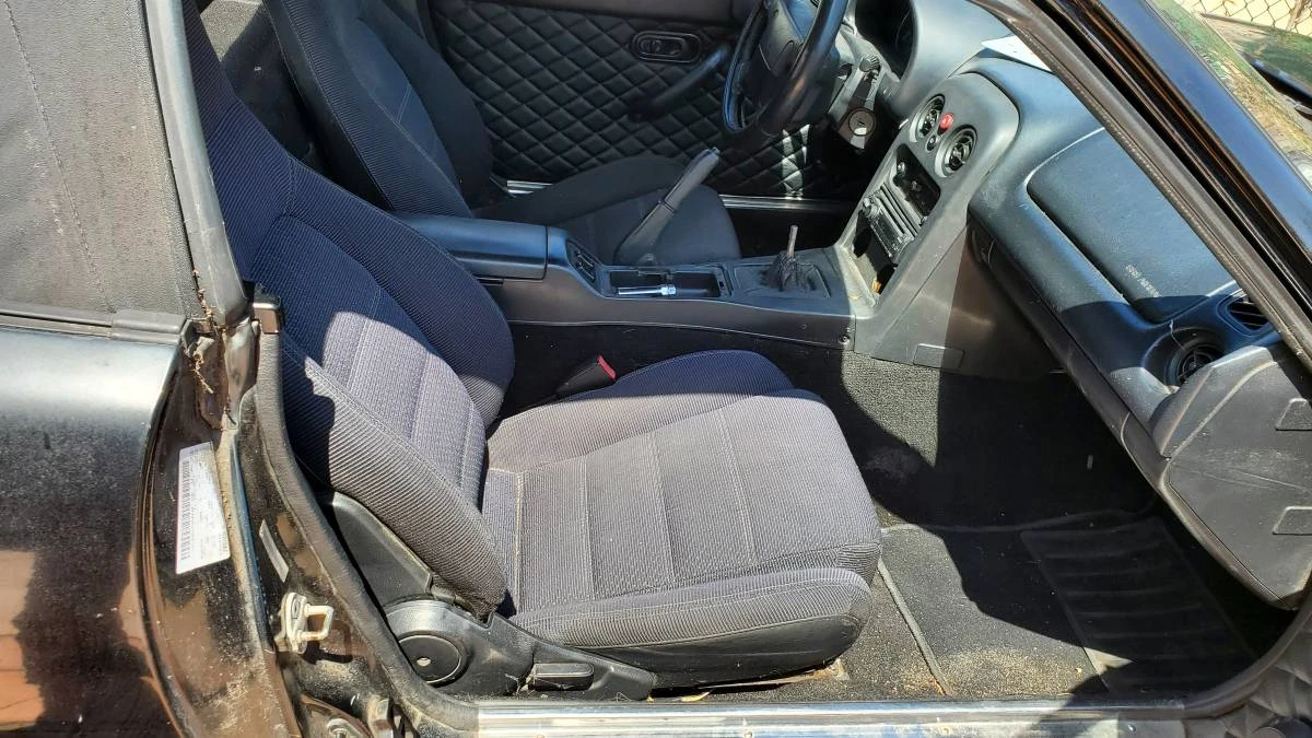 1994 Mazda NA MX-5 Miata - Image 9 of 13