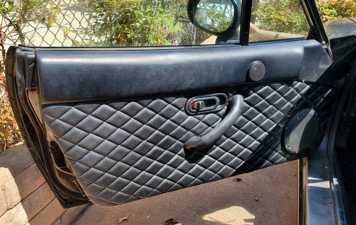 1994 Mazda NA MX-5 Miata - Image 7 of 13