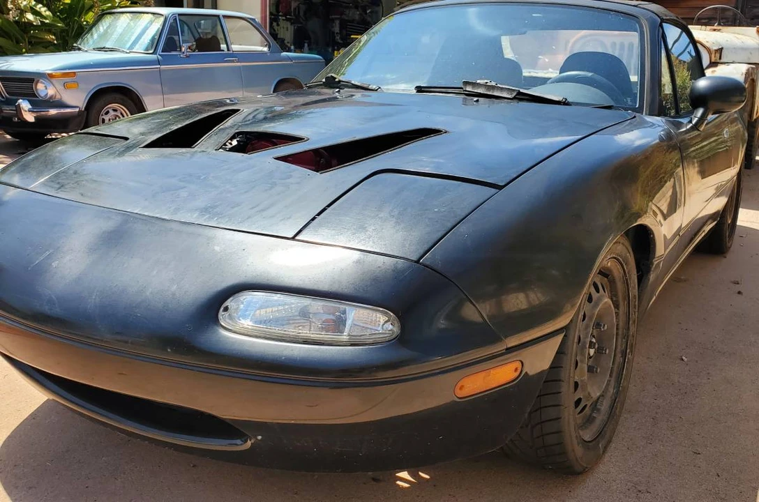1994 Mazda NA MX-5 Miata - Image 6 of 13