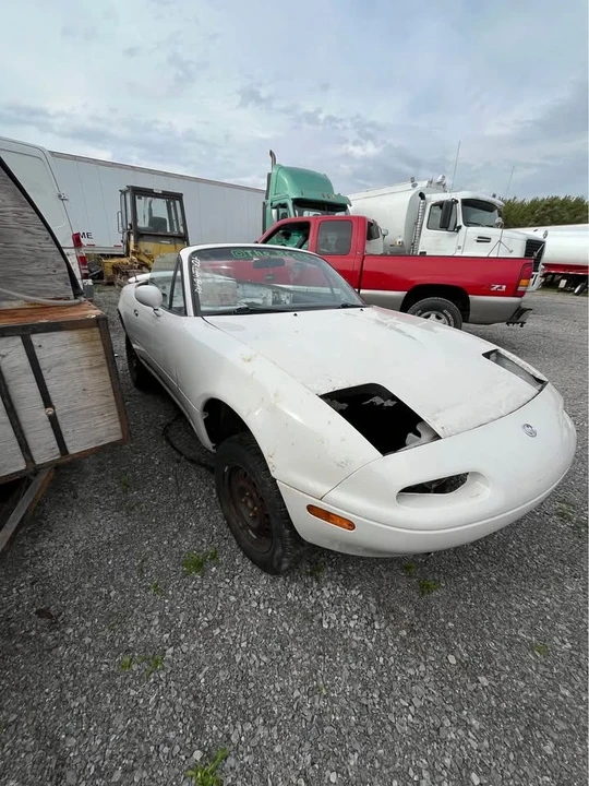 1994 Parts & Memorabilia Rolling Chassis - Image 2 of 8