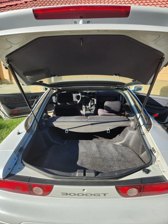 1994 Mitsubishi 3000GT Series 2 - Image 8 of 10