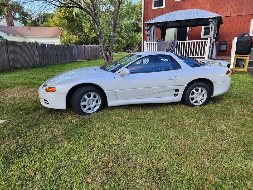 1994 Mitsubishi 3000GT Series 2 - Image 2 of 10