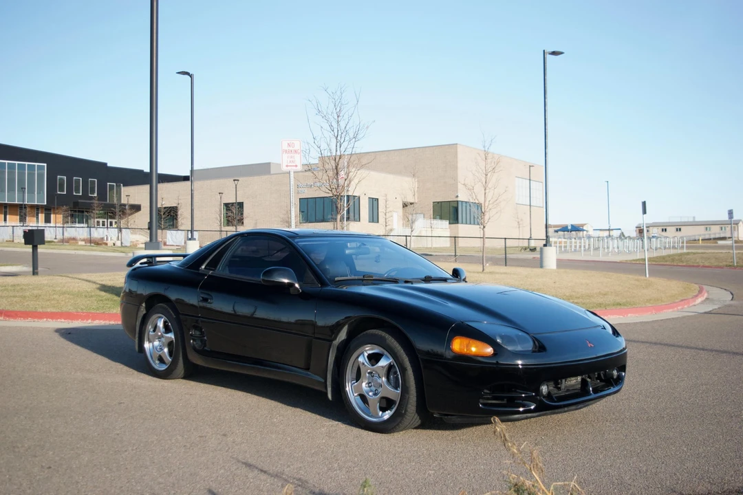 1994 Mitsubishi 3000GT Series 2 - Image 2 of 31