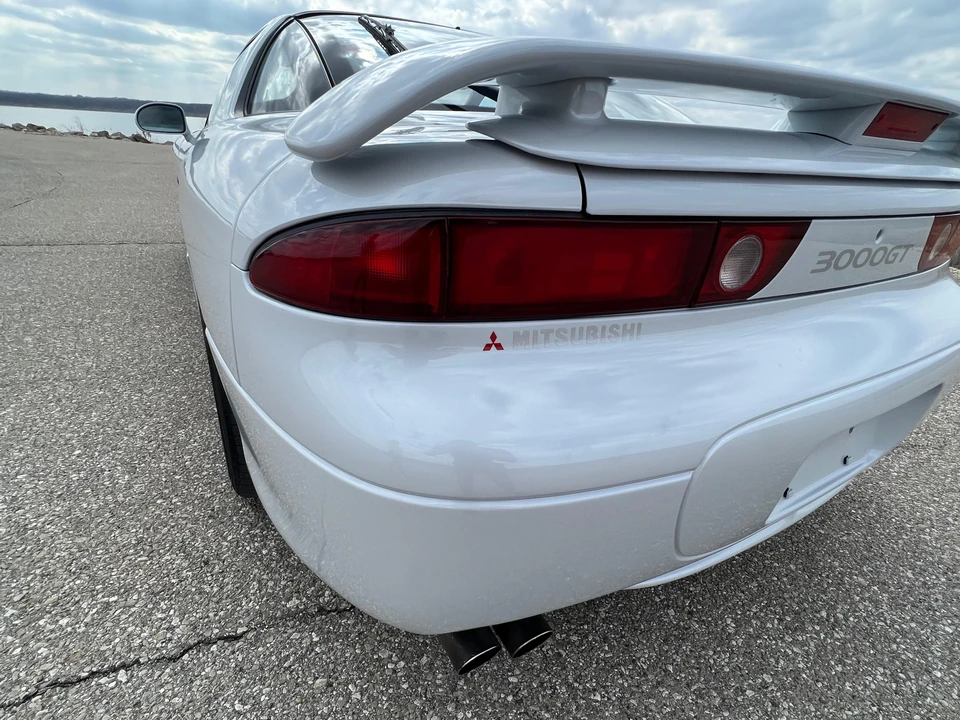 1994 Mitsubishi 3000GT Series 2 - Image 25 of 31