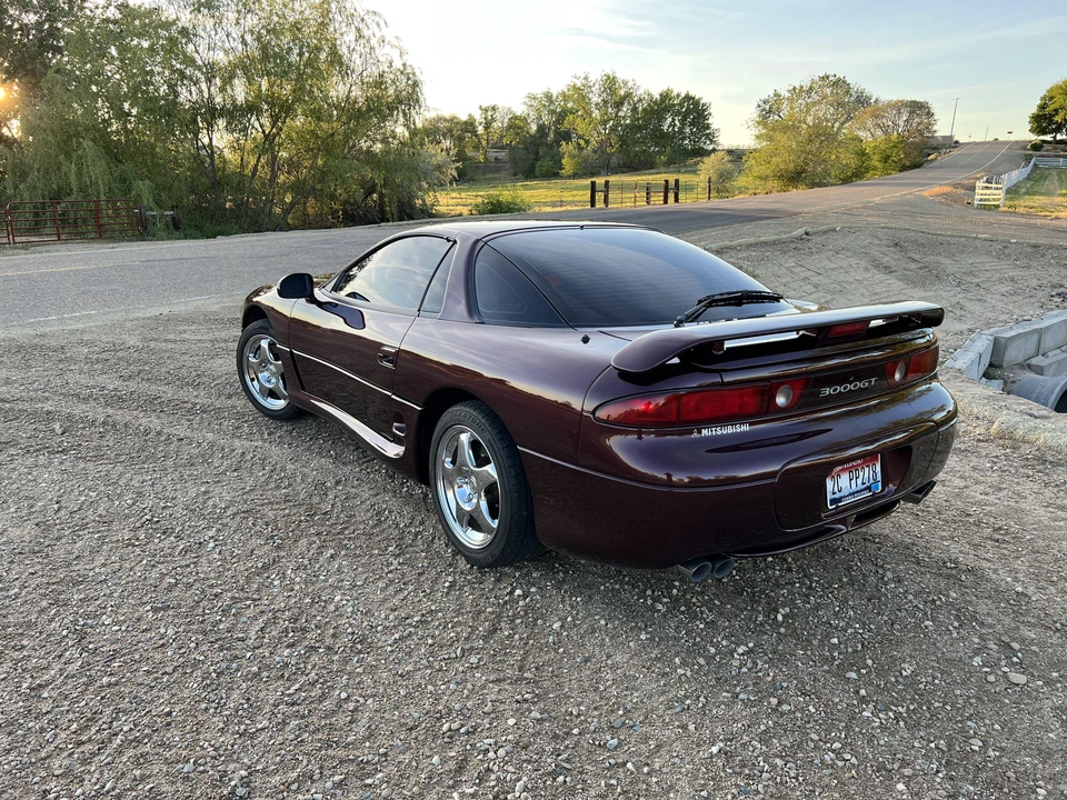 1994 Mitsubishi 3000GT Series 2 - Image 14 of 31