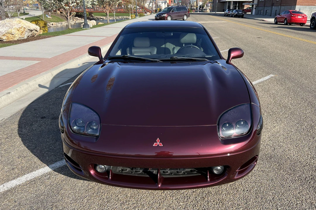 1994 Mitsubishi 3000GT Series 2 - Image 2 of 31