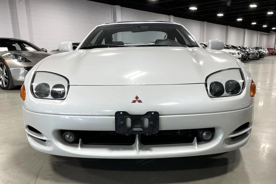 1994 Mitsubishi 3000GT Series 2 - Image 2 of 8