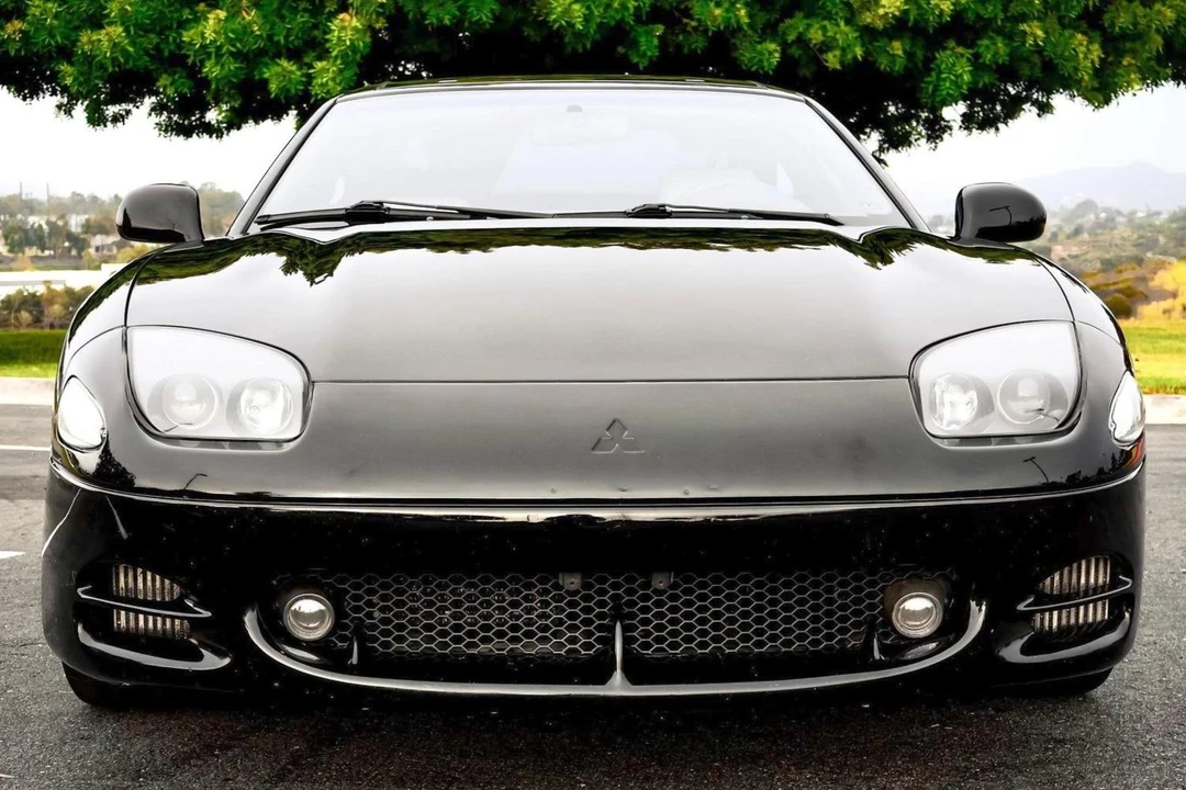 1994 Mitsubishi 3000GT Series 2 - Image 2 of 31