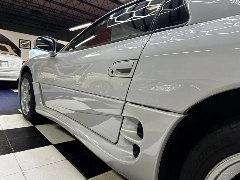 1994 Mitsubishi 3000GT Series 2 - Image 18 of 21