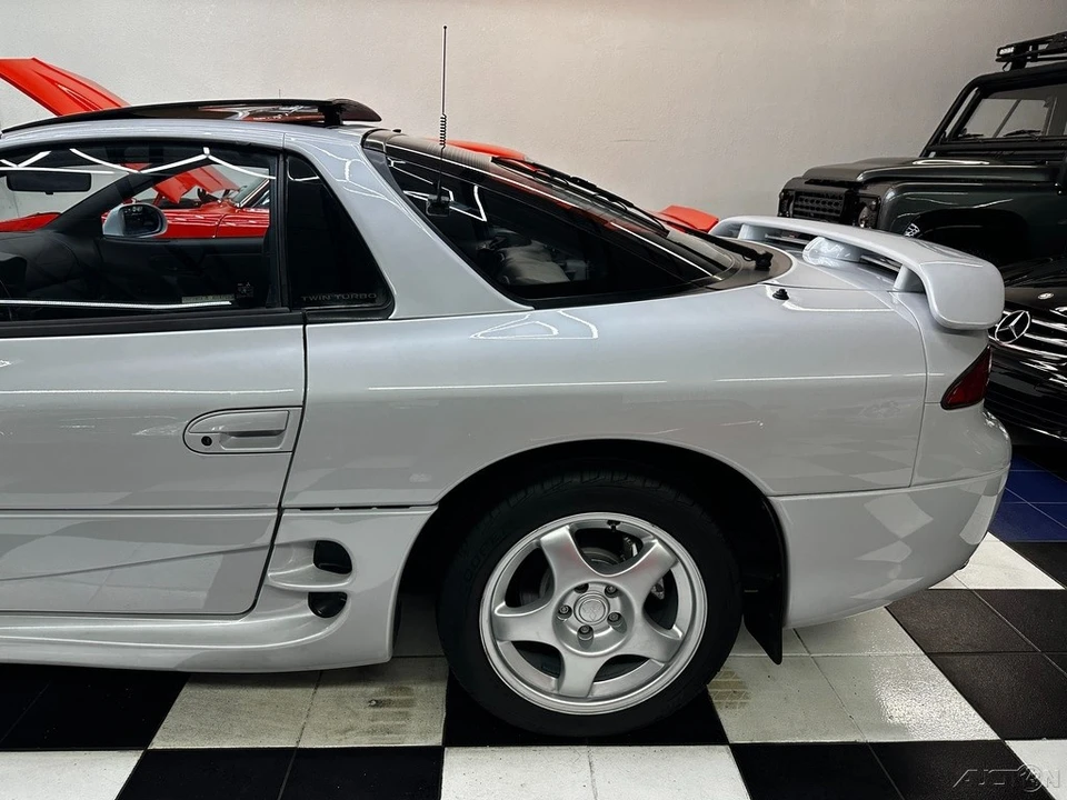 1994 Mitsubishi 3000GT Series 2 - Image 15 of 21