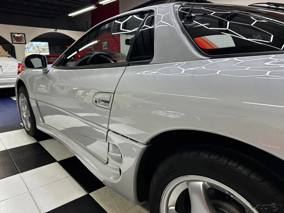1994 Mitsubishi 3000GT Series 2 - Image 17 of 21