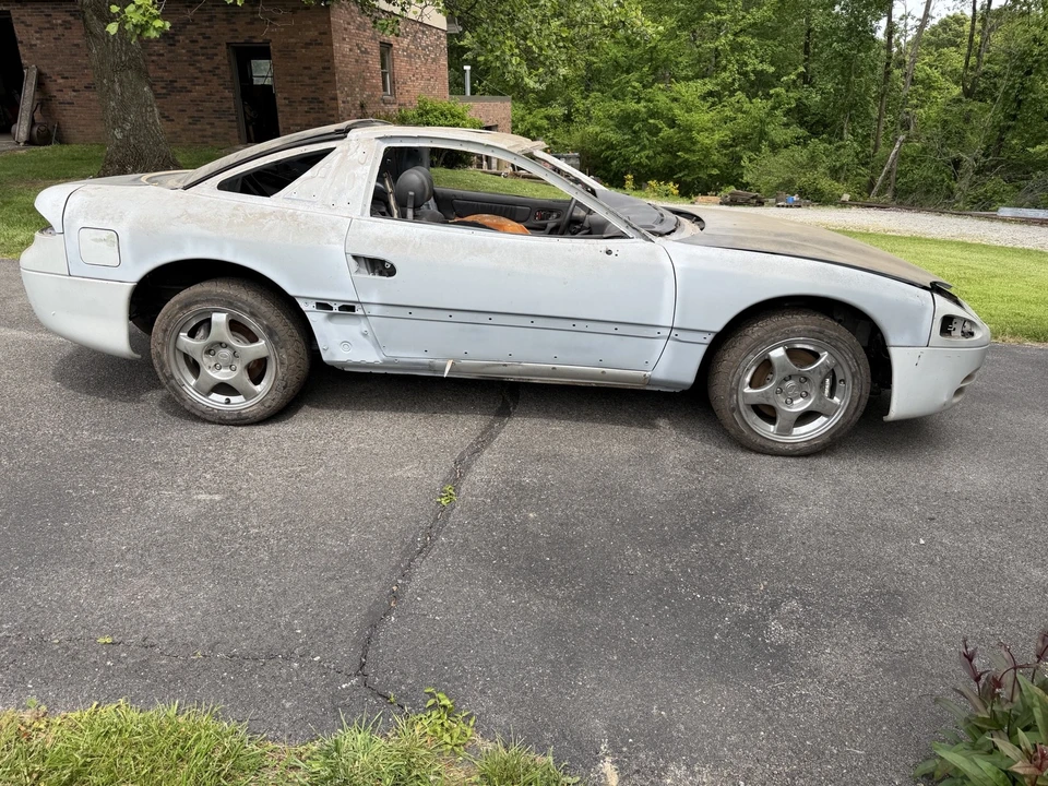 1994 Mitsubishi 3000GT Series 2 - Image 2 of 31
