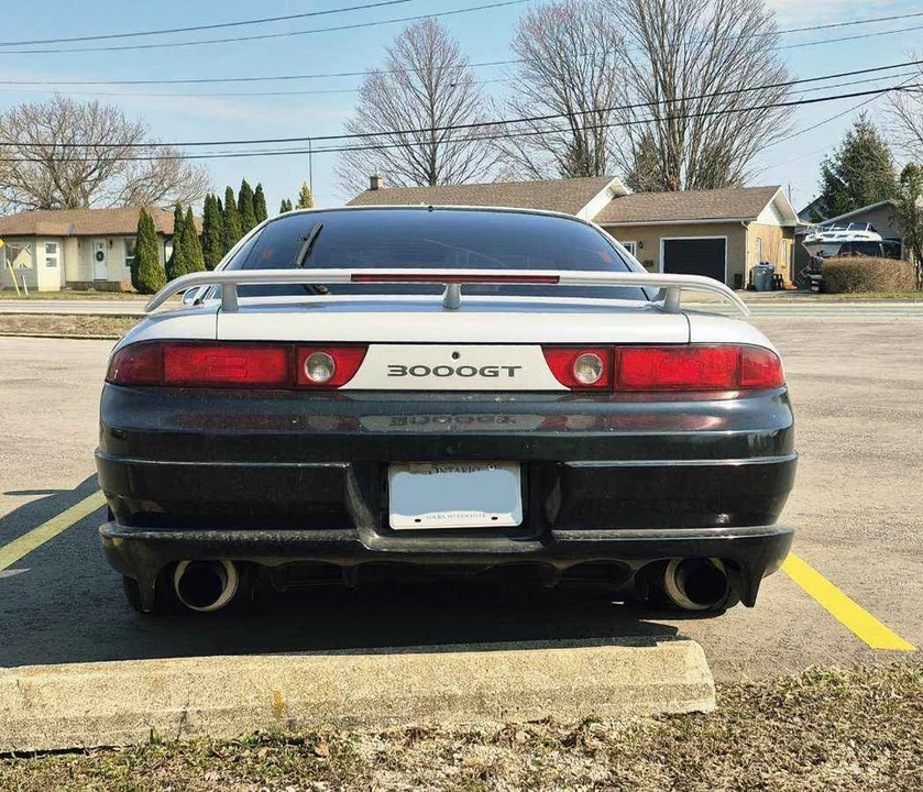 1994 Mitsubishi 3000GT Series 2 - Image 2 of 11