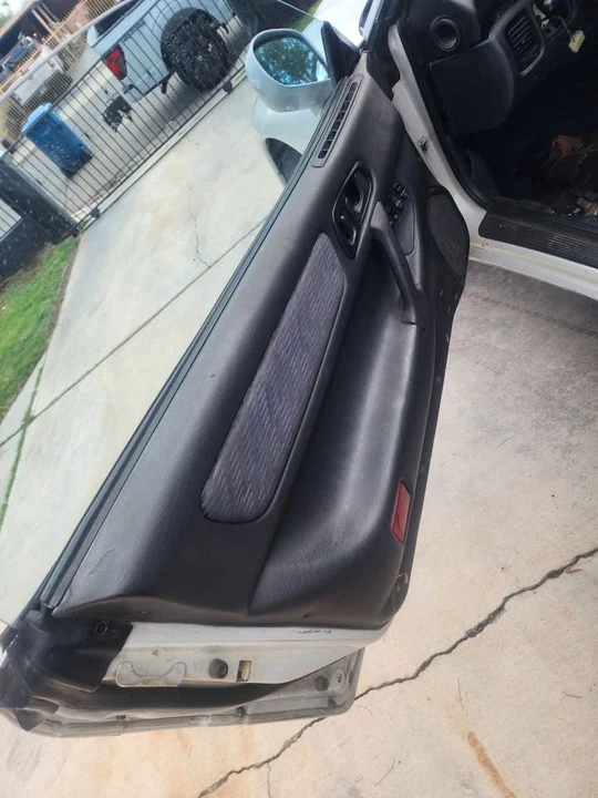 1994 Mitsubishi 3000GT Series 2 - Image 3 of 4