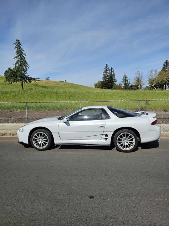 1994 Mitsubishi 3000GT Series 2 - Image 2 of 11