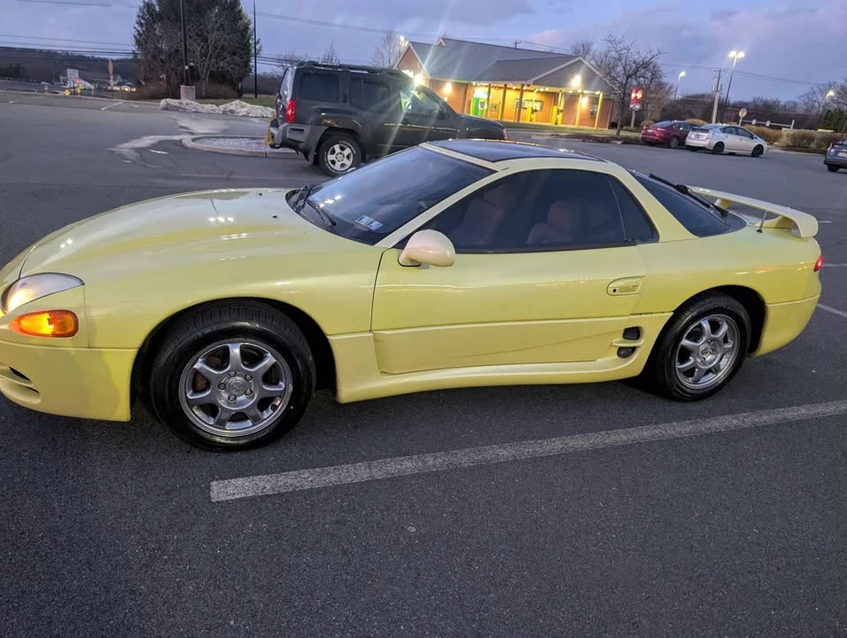 1994 Mitsubishi 3000GT Series 2 - Image 2 of 15