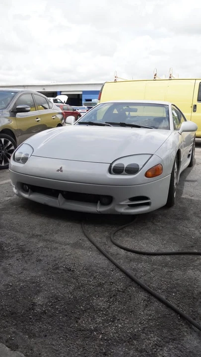 1994 Mitsubishi 3000GT Series 2 - Image 2 of 17