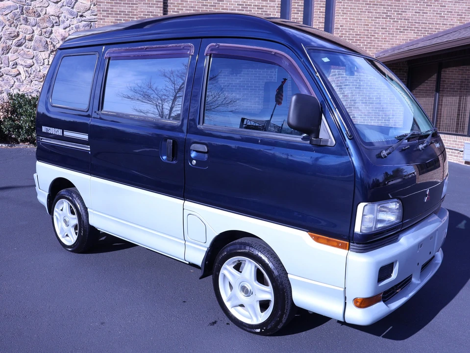 1994 Mitsubishi Minicab 5th Gen - Image 24 of 31