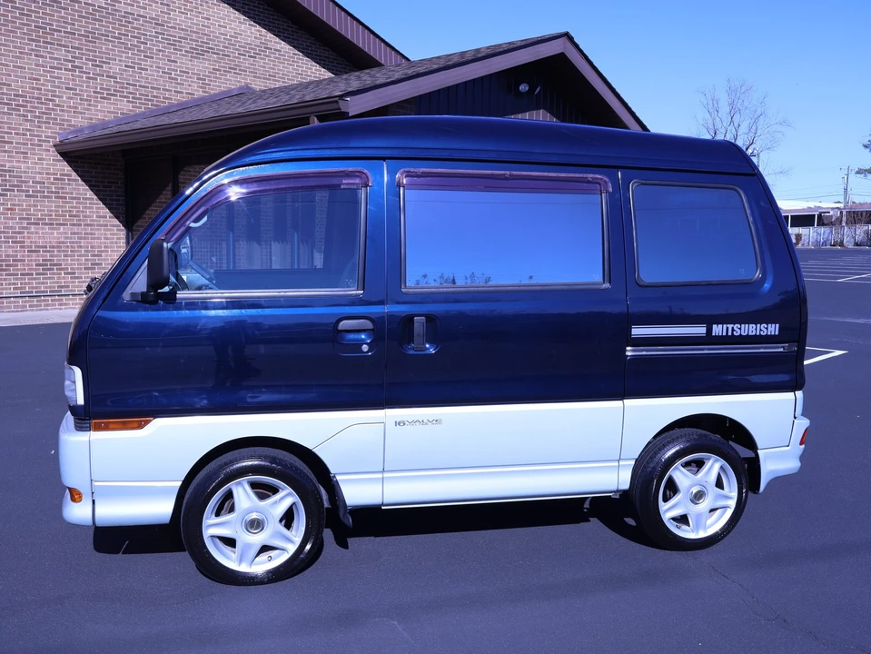 1994 Mitsubishi Minicab 5th Gen - Image 10 of 31