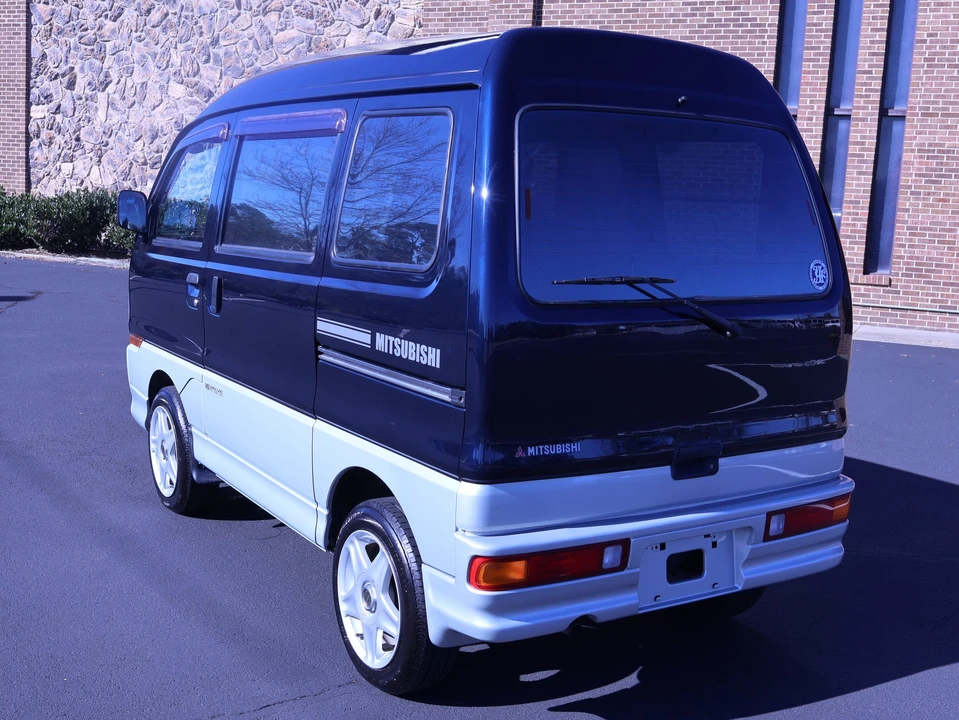 1994 Mitsubishi Minicab 5th Gen - Image 12 of 31