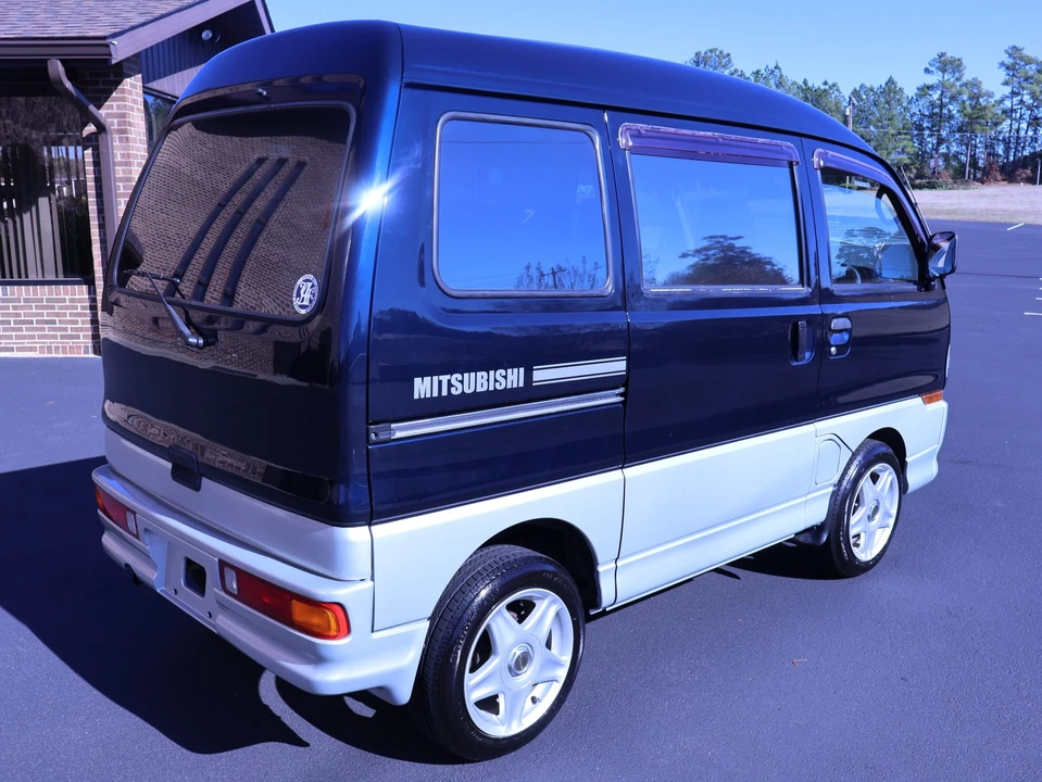 1994 Mitsubishi Minicab 5th Gen - Image 15 of 31