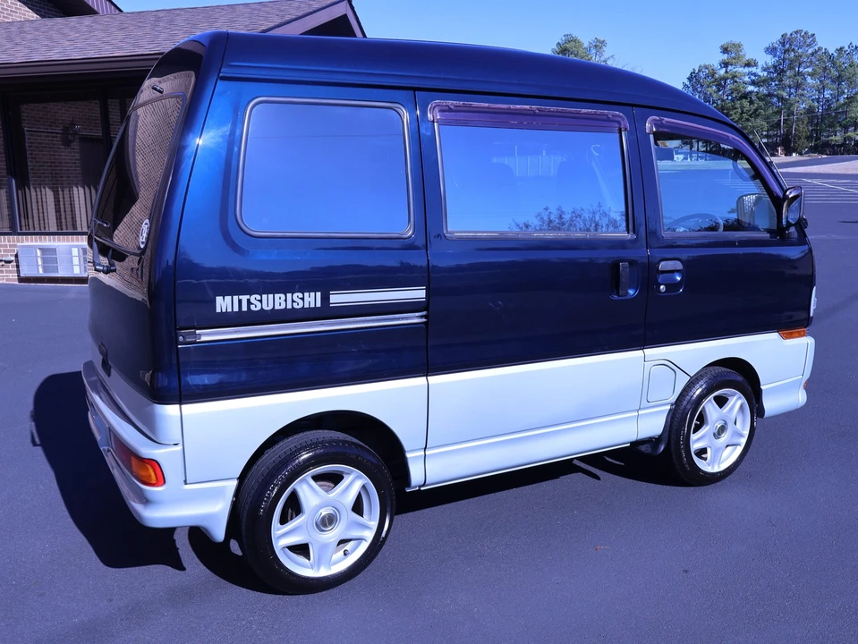 1994 Mitsubishi Minicab 5th Gen - Image 16 of 31