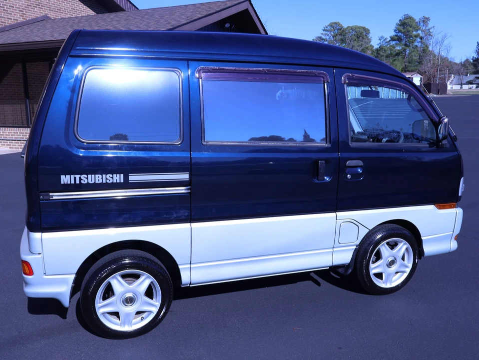 1994 Mitsubishi Minicab 5th Gen - Image 18 of 31