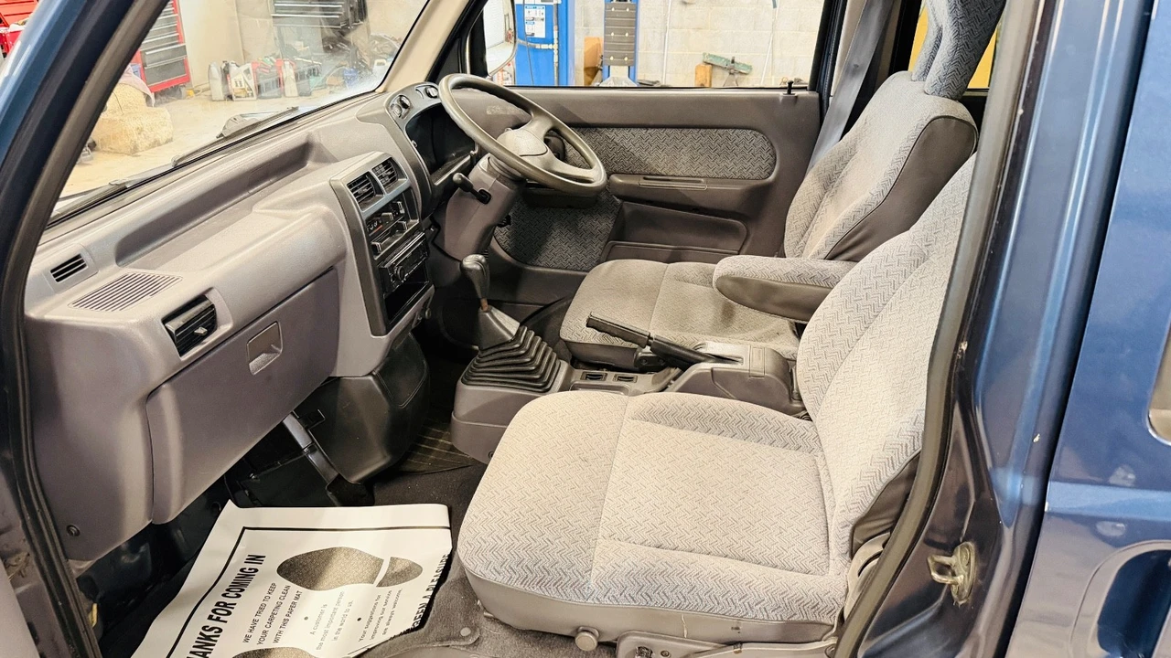 1994 Mitsubishi Minicab 5th Gen - Image 7 of 20