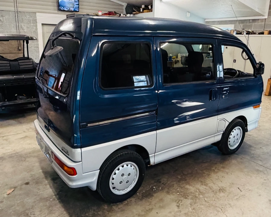1994 Mitsubishi Minicab 5th Gen - Image 4 of 20