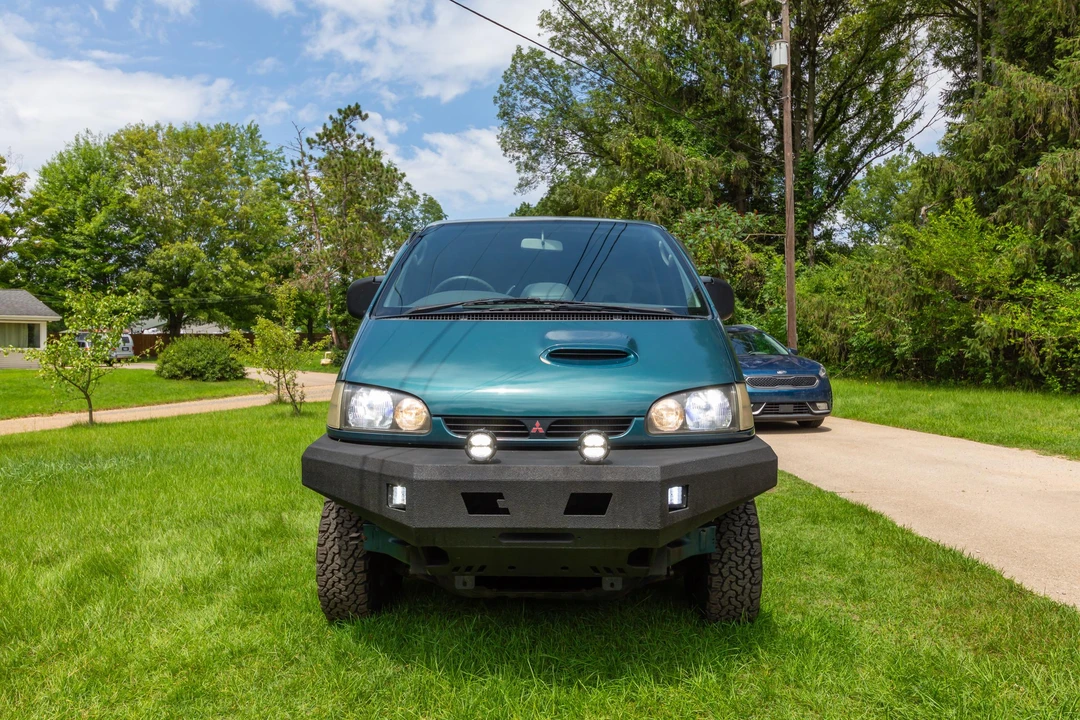 1994 Mitsubishi Delica 4th Gen - Image 6 of 31