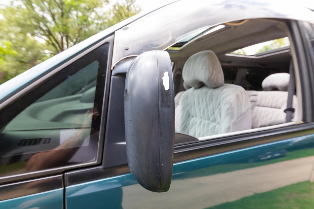 1994 Mitsubishi Delica 4th Gen - Image 21 of 31