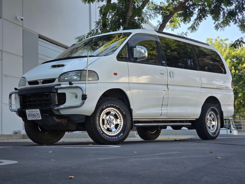 1994 Mitsubishi Delica 3rd Gen - Image 8 of 31