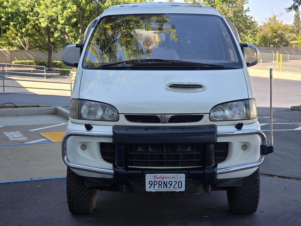 1994 Mitsubishi Delica 3rd Gen - Image 6 of 31