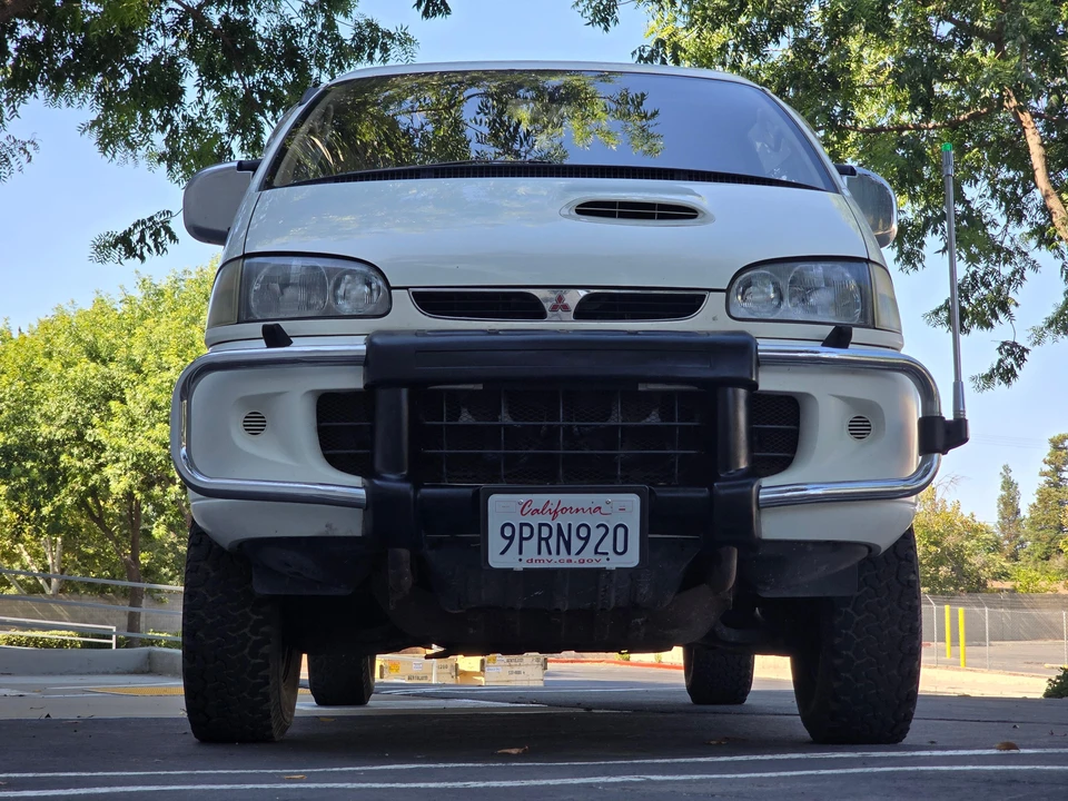 1994 Mitsubishi Delica 3rd Gen - Image 7 of 31