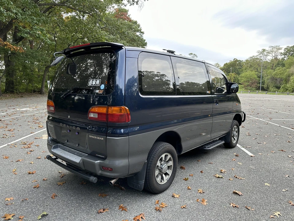 1994 Mitsubishi Delica 4th Gen - Image 19 of 31