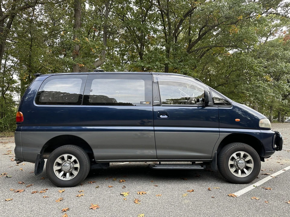 1994 Mitsubishi Delica 4th Gen - Image 18 of 31