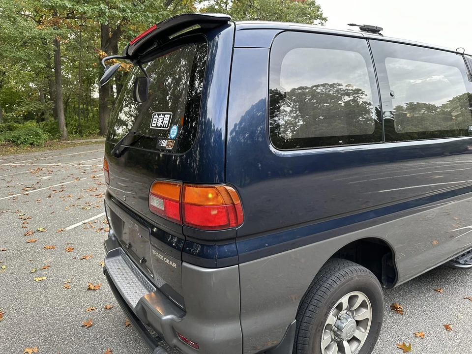 1994 Mitsubishi Delica 4th Gen - Image 28 of 31