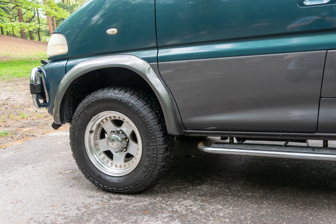 1994 Mitsubishi Delica 3rd Gen - Image 23 of 31