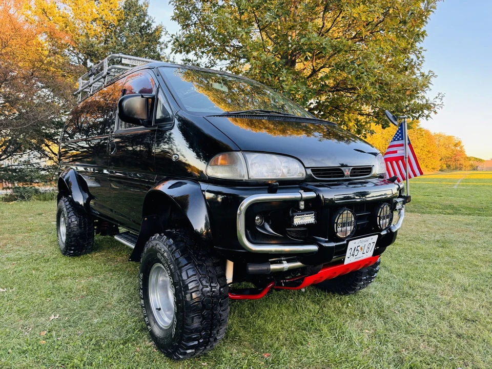 1994 Mitsubishi Delica 4th Gen - Image 13 of 31