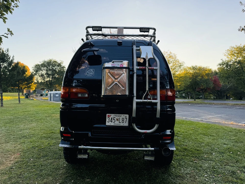 1994 Mitsubishi Delica 4th Gen - Image 27 of 31