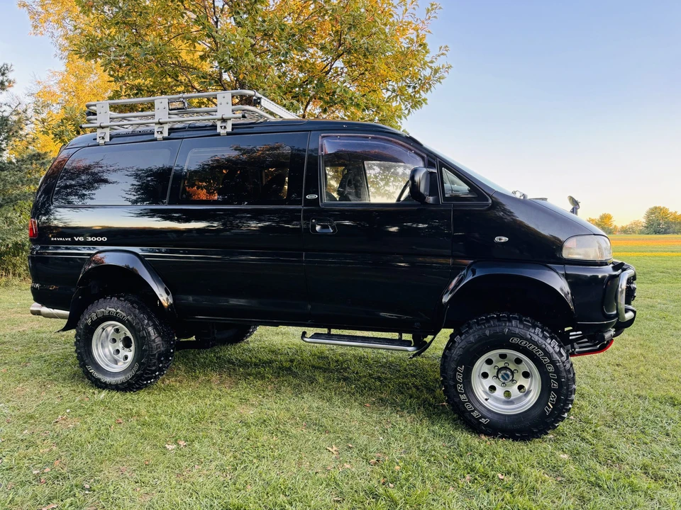 1994 Mitsubishi Delica 4th Gen - Image 20 of 31