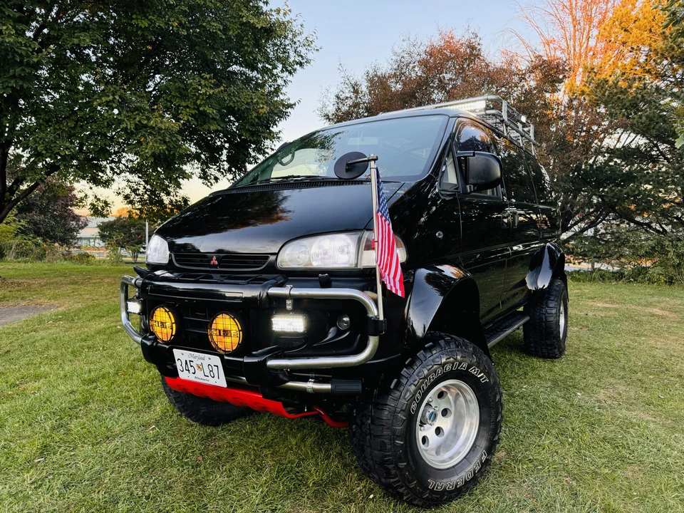 1994 Mitsubishi Delica 4th Gen - Image 7 of 31