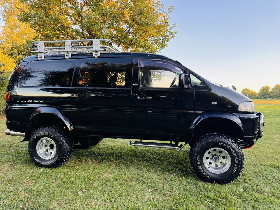 1994 Mitsubishi Delica 4th Gen - Image 21 of 31