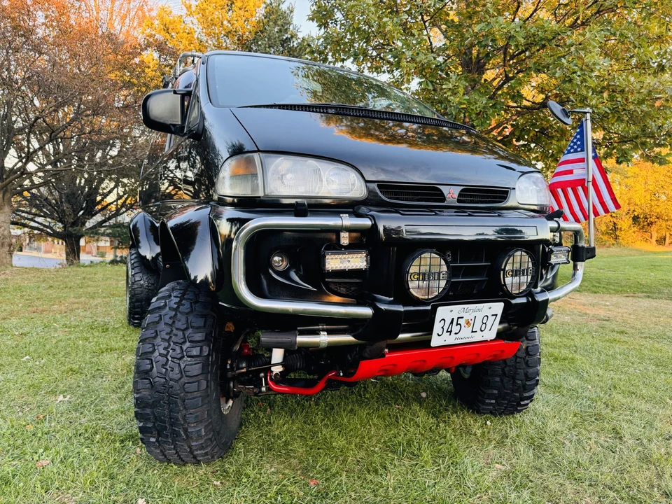 1994 Mitsubishi Delica 4th Gen - Image 11 of 31