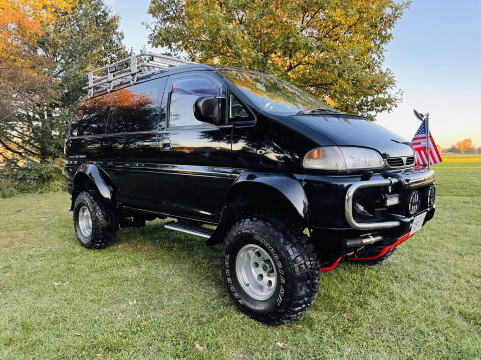 1994 Mitsubishi Delica 4th Gen - Image 17 of 31