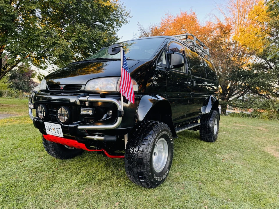 1994 Mitsubishi Delica 4th Gen - Image 6 of 31