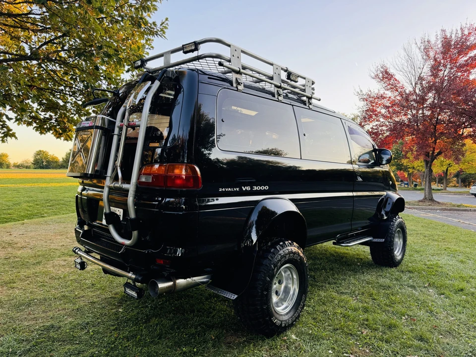 1994 Mitsubishi Delica 4th Gen - Image 25 of 31