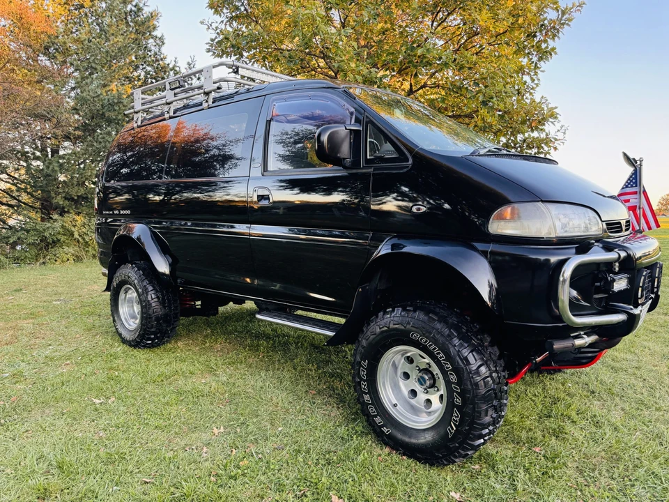 1994 Mitsubishi Delica 4th Gen - Image 18 of 31